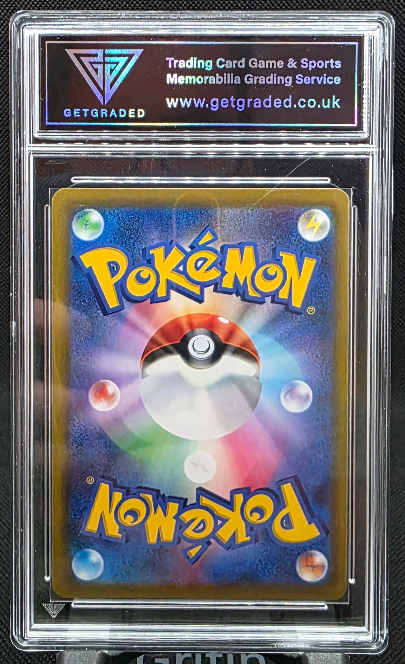 Charizard V - GG Graded - 9.5
