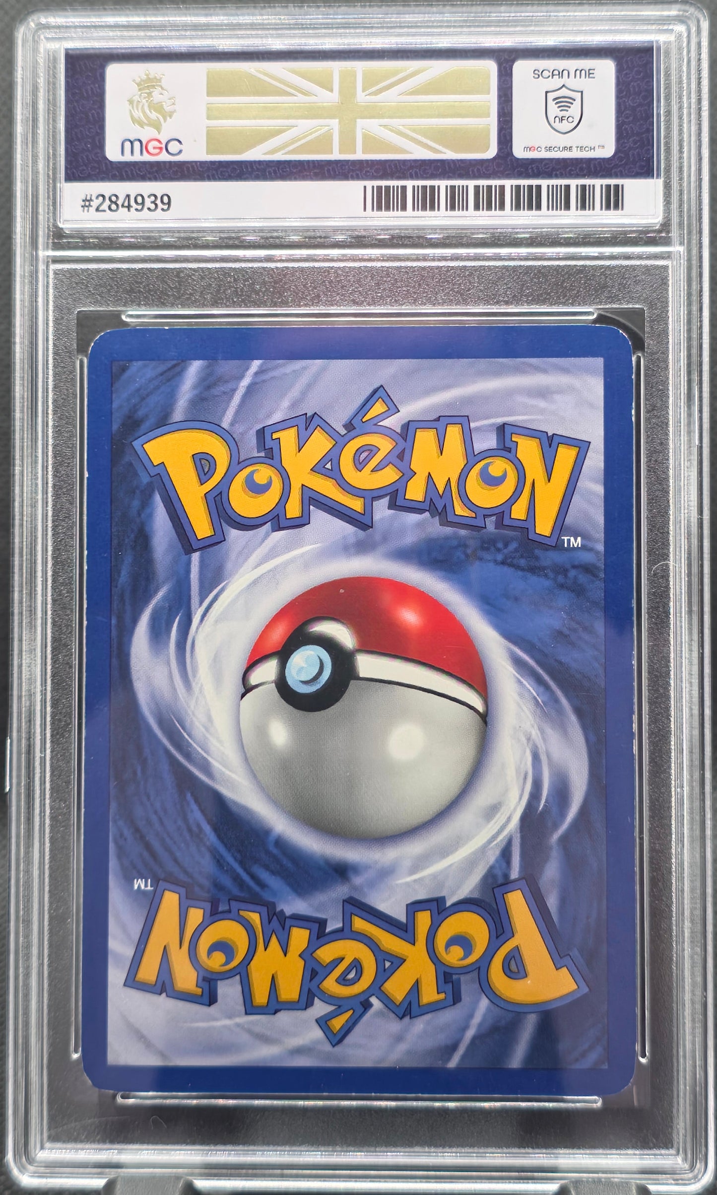 Rainbow Energy - MGC Graded 4 - 80/82 - Rocket 2000 - Pokemon